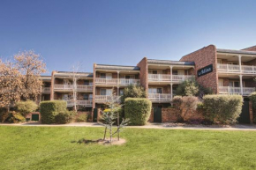 Adina Serviced Apartments Canberra Kingston, Canberra